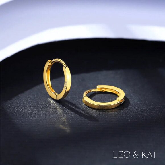 Dainty Minimalist Gold Huggie Earrings. 925 Sterling Silver. #1025 - Picture 5 of 5